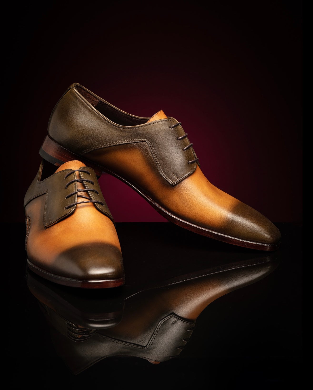 The Opanka Patina Shoes - Brown & Gold - Brogues by Urbbana