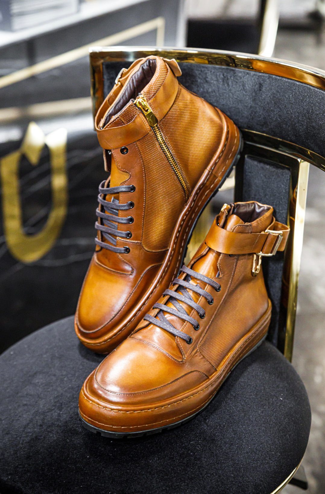 The Cognac High Top Sneakers - Sneaker by Urbbana