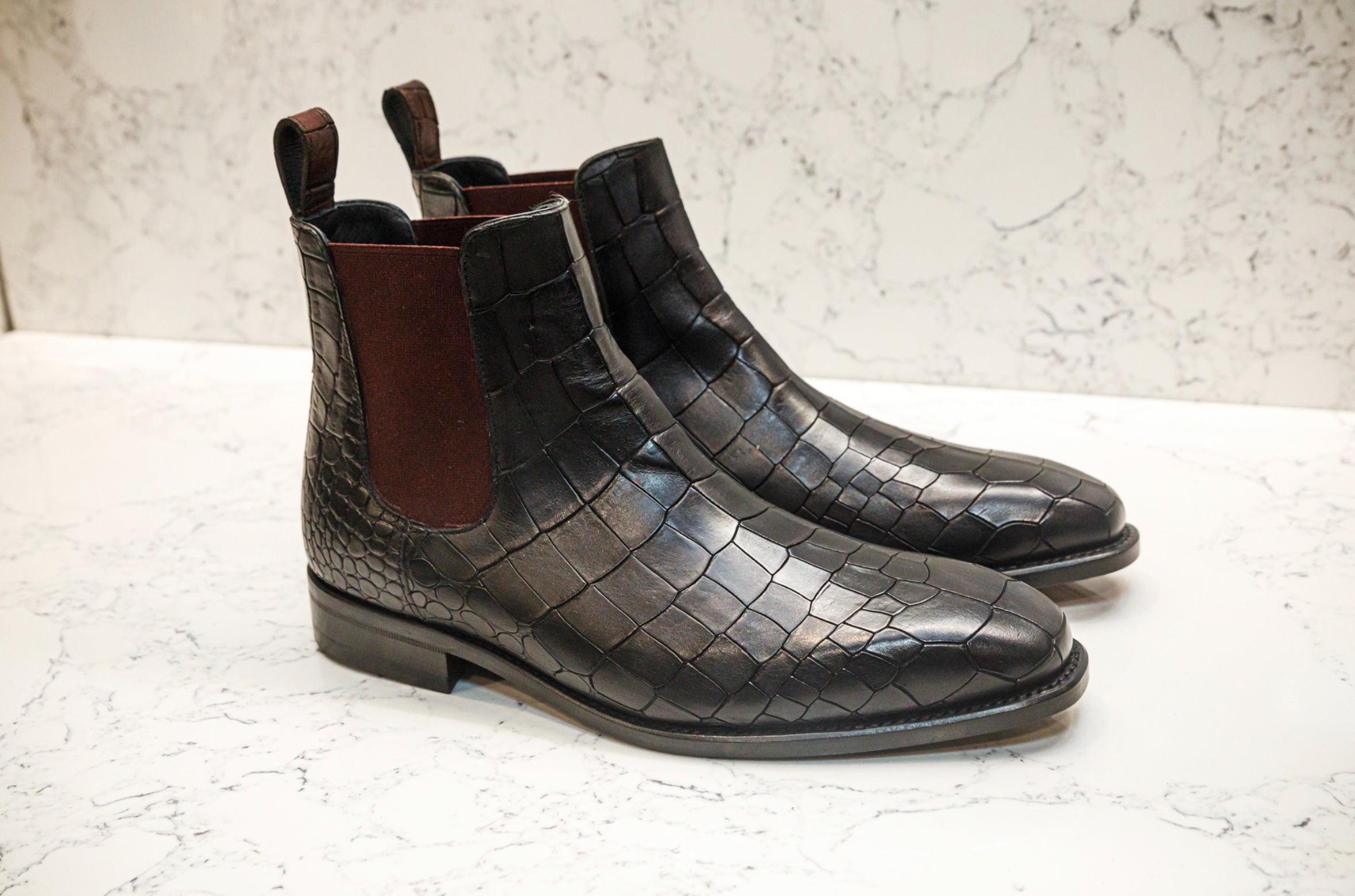 Croco Chelsea Boots - Black - Boots by Urbbana