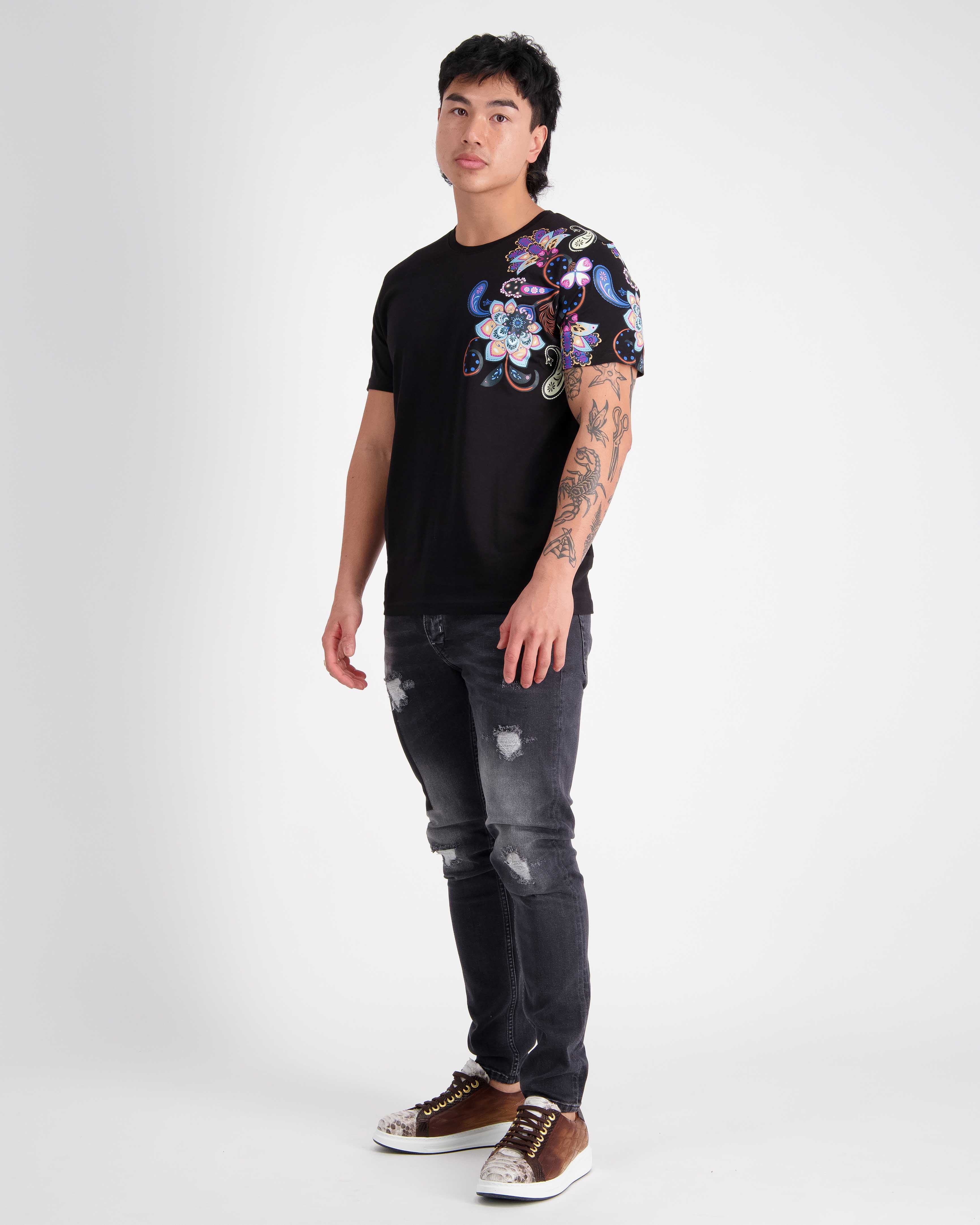 Fine Cotton T-shirt with Shoulder Paisley Print - Black