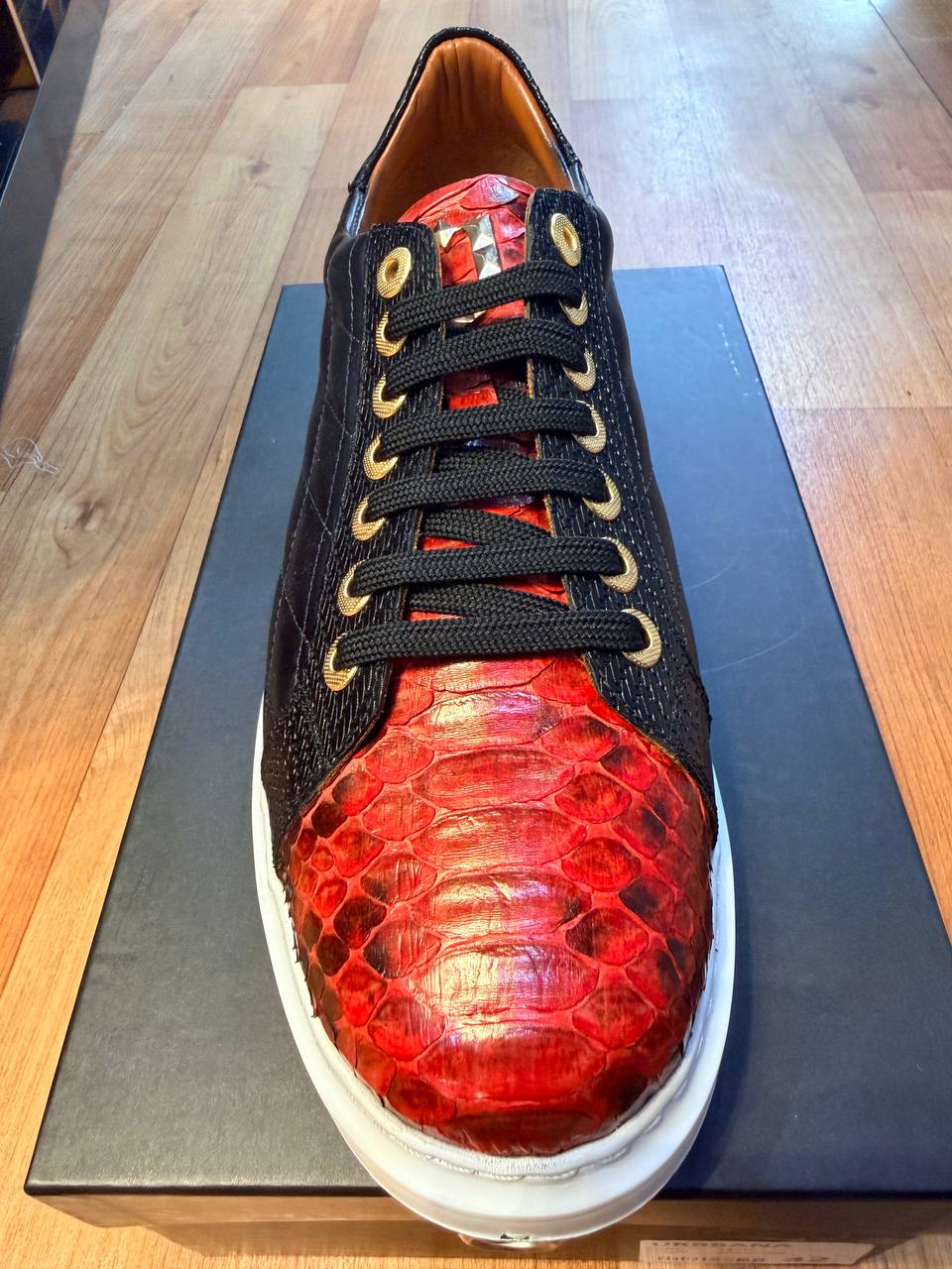 Phyton Shoe- Black&amp;Red