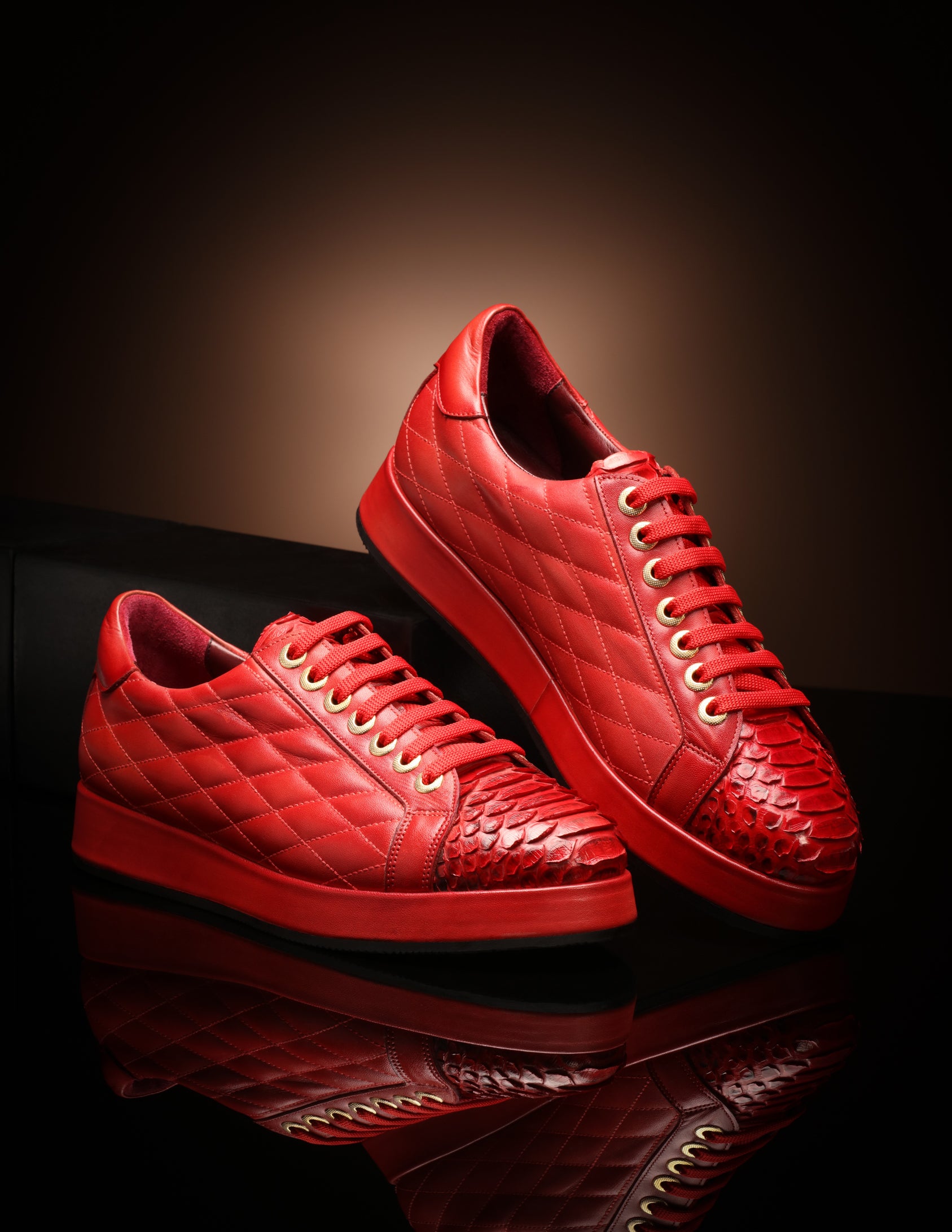 Danilo Python Sneakers Ruby Red Urbbana