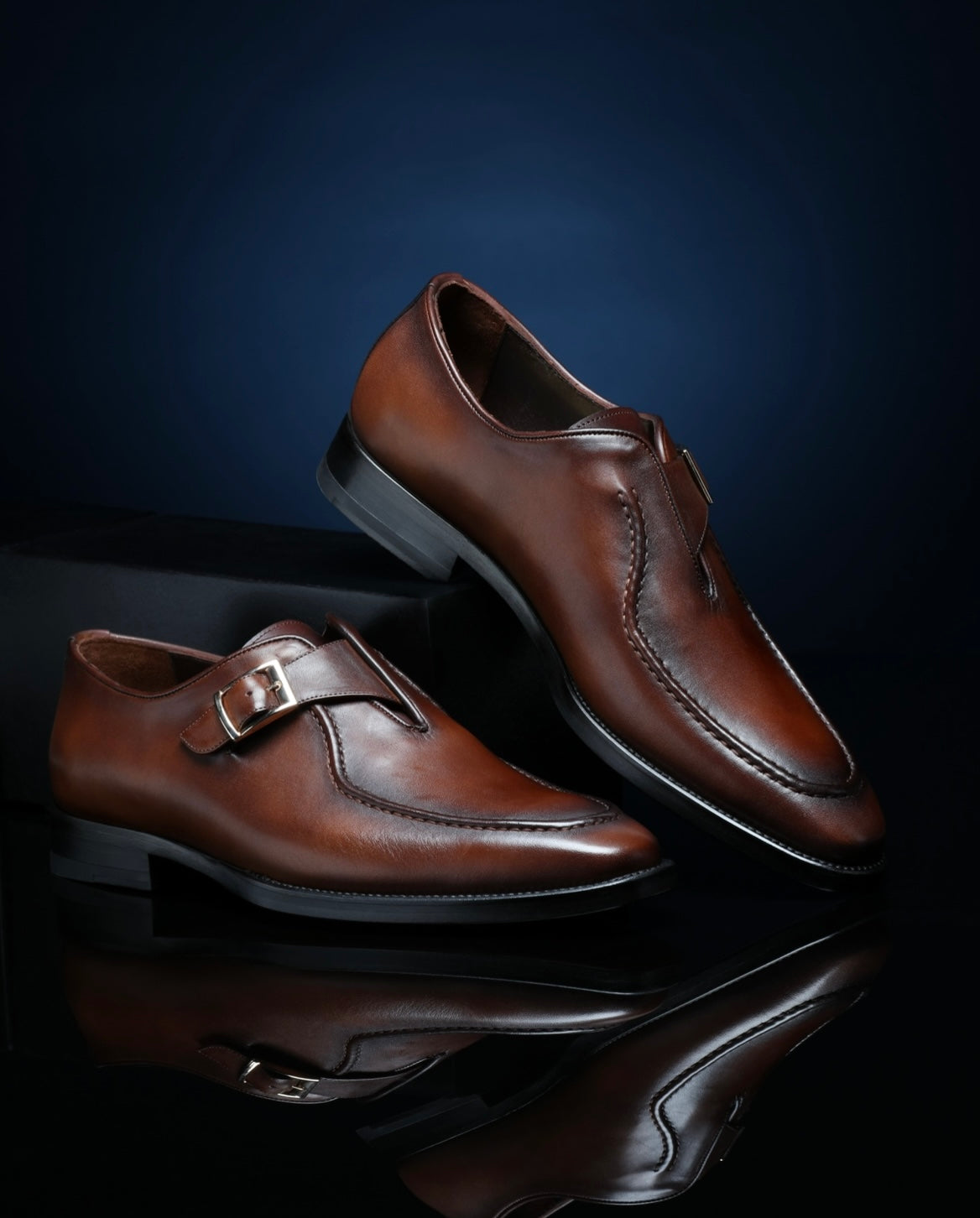 URBBANA cognac single-monk loafers.