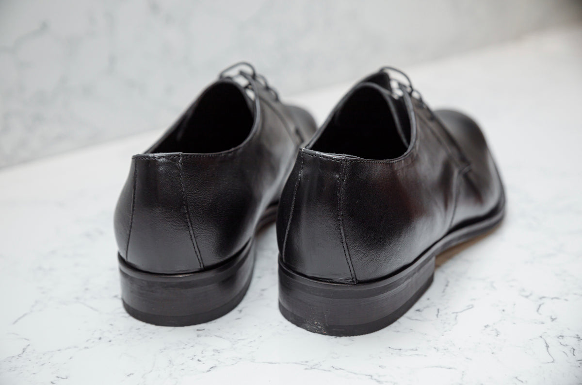 The Martin Shoes - Brogues by Urbbana